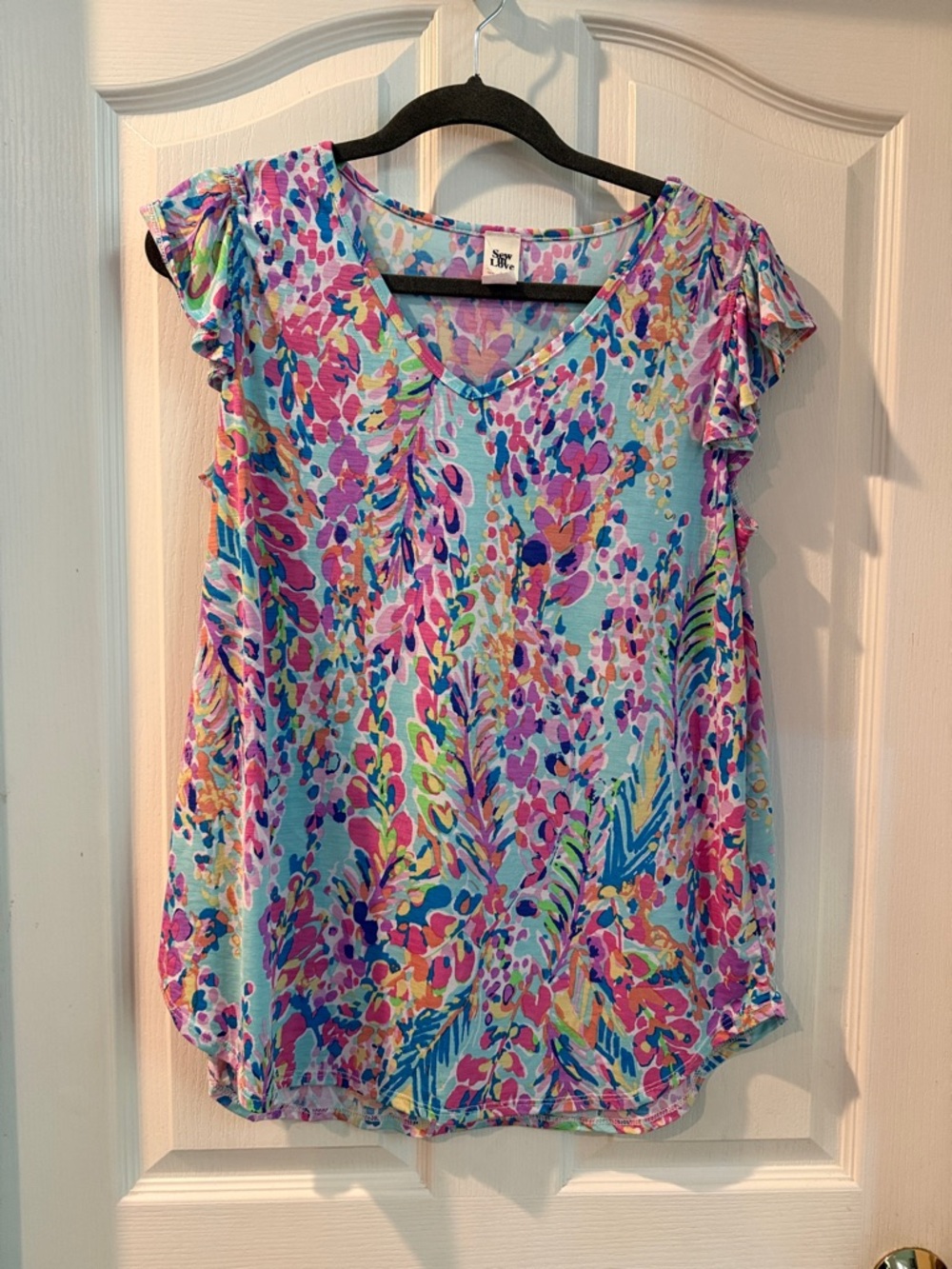 See in love Floral V-Neck Flutter Sleeve Top - Multicolor